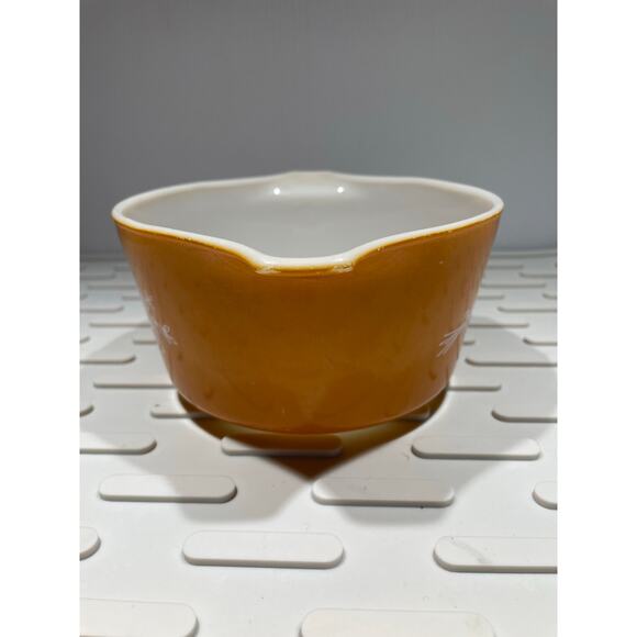 Vintage Pyrex Harvest Gold 473B Butterfly Pattern Casserole Dish No Lid - Picture 3 of 14